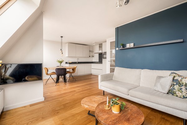 Fantastisch appartement met vloerverwarming en twee balkons